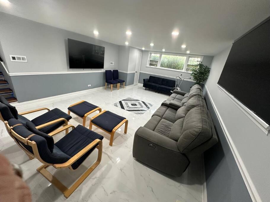 House In The Park 5 Min From O'Hare Villa Де Плейнс Екстериор снимка